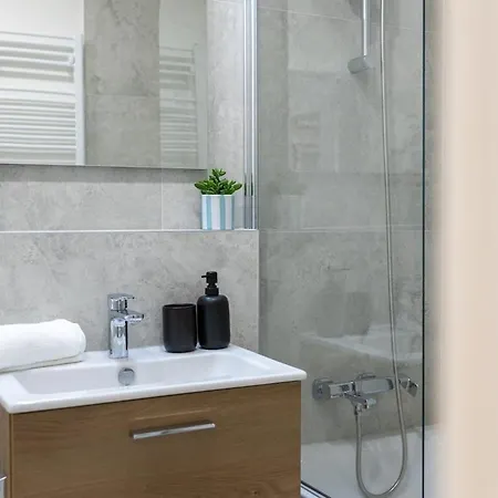 Apartment Premium 1br Old Town With Ac Close To Michalska Gate *