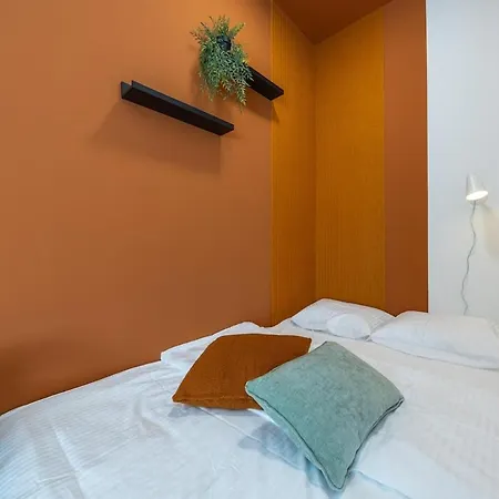 Apartment Premium 1br Old Town With Ac Close To Michalska Gate Pressburg